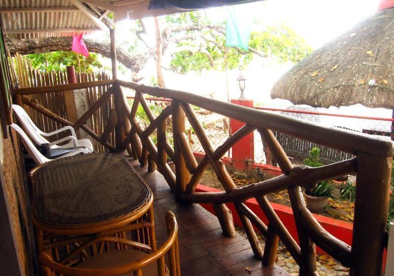 هتل 67th Heaven Holiday Resort