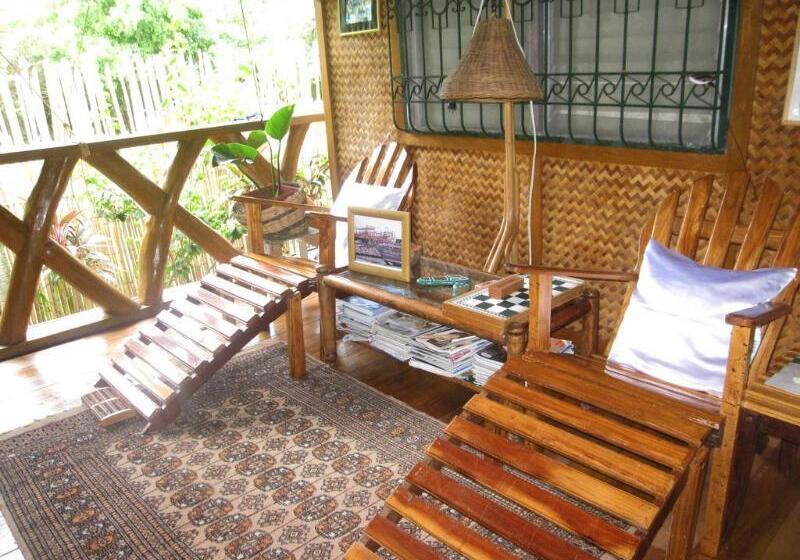 هتل 67th Heaven Holiday Resort