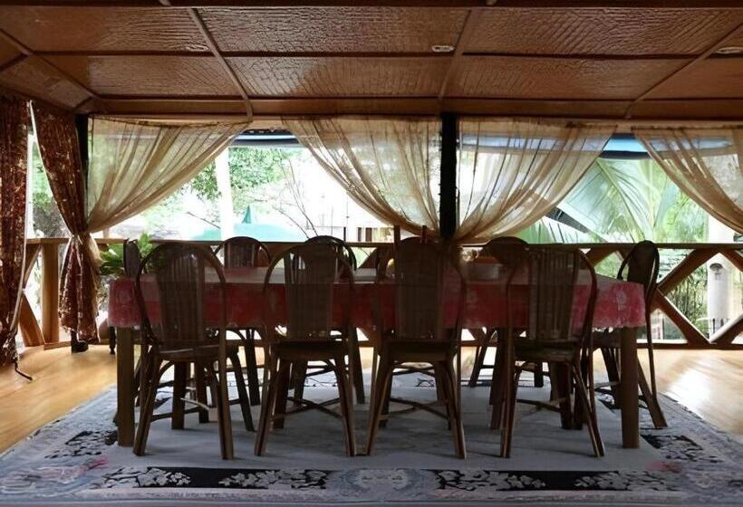 هتل 67th Heaven Holiday Resort