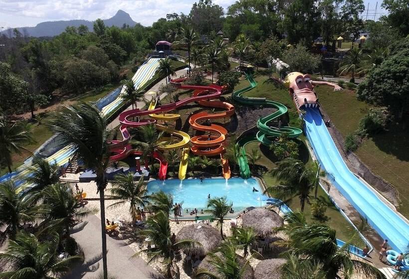 호텔 Acquamarine Park