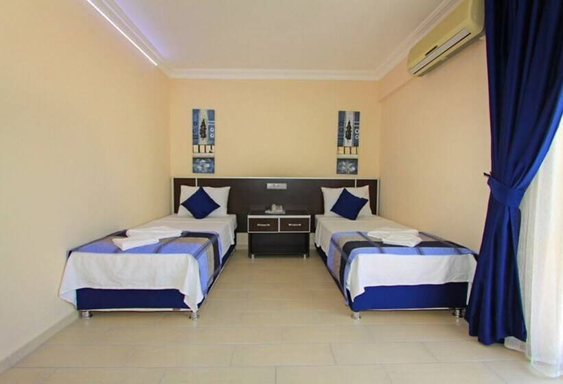 ホテル Aristo Butik