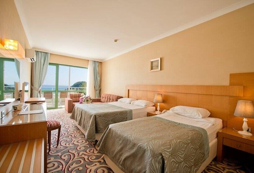 Отель Aventura Park