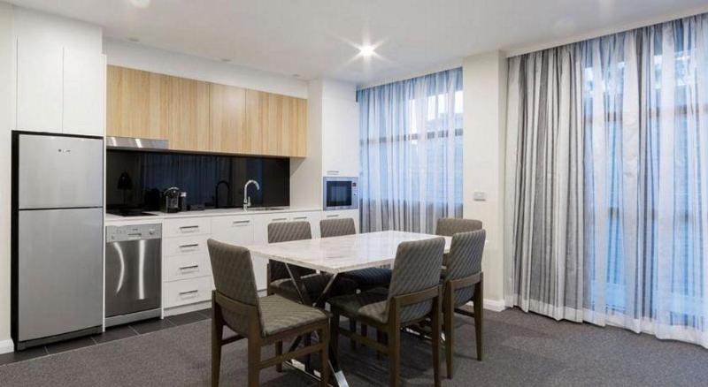 Avenue Hotel Canberra