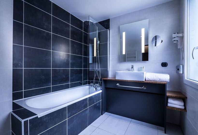 בית מלון כפרי Best Western Plus Suitcase Paris La Defense