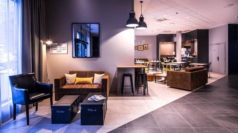 בית מלון כפרי Best Western Plus Suitcase Paris La Defense