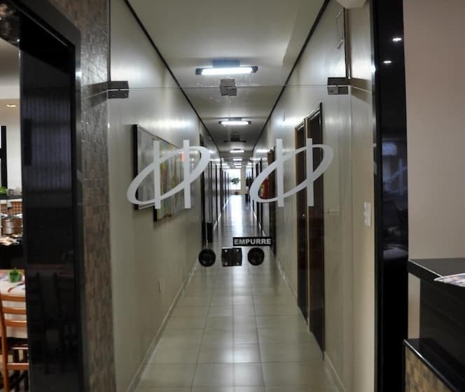 호텔 Carolina Plaza