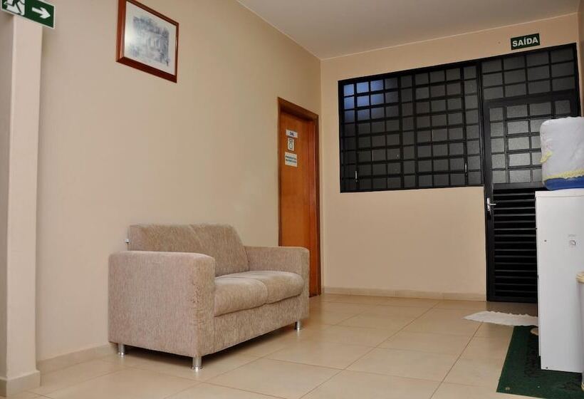 호텔 Carolina Plaza