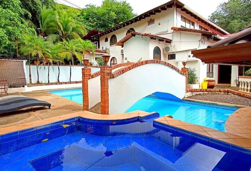 فندق Casa Blanca