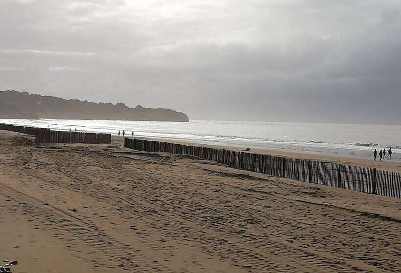 酒店 Château Des Salles