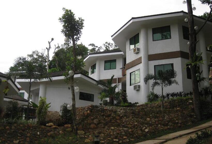 هتل Coron Hilltop View Resort