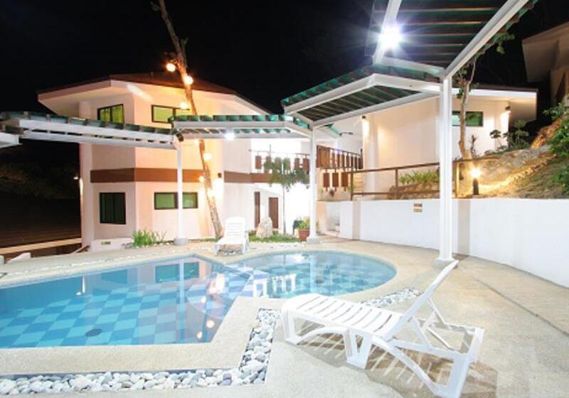 هتل Coron Hilltop View Resort