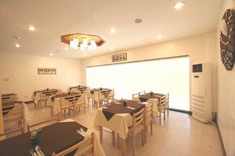 هتل Coron Hilltop View Resort