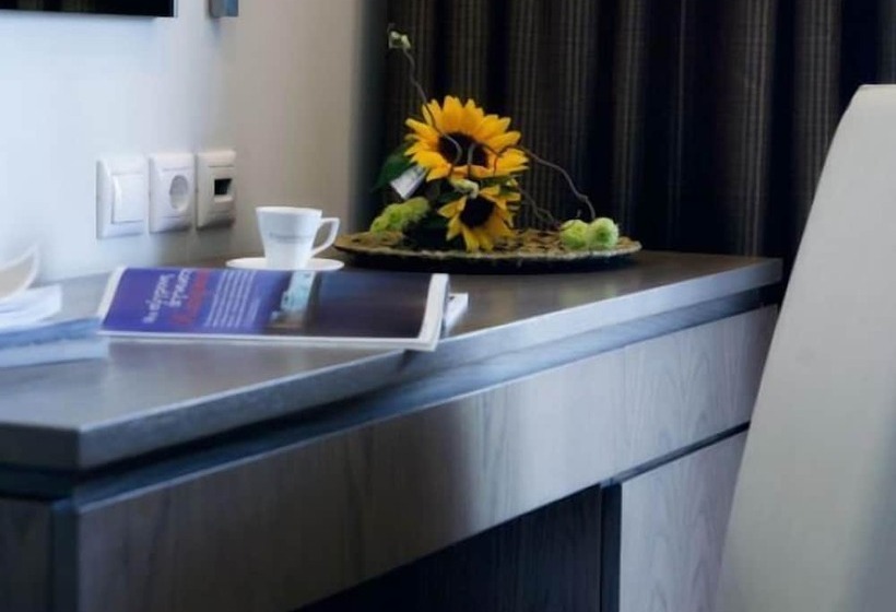 בית מלון כפרי Cosmopolitan