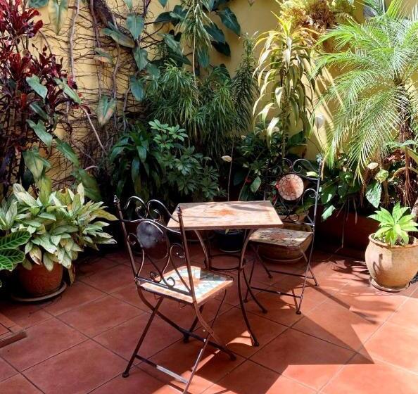 Отель Costa Rica Guesthouse