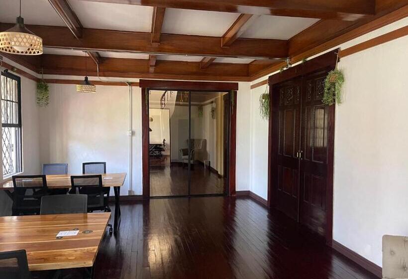 Отель Costa Rica Guesthouse