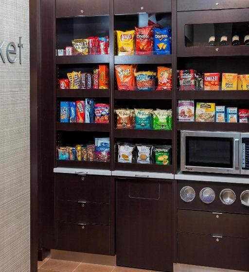 Отель Courtyard By Marriott Bismarck North