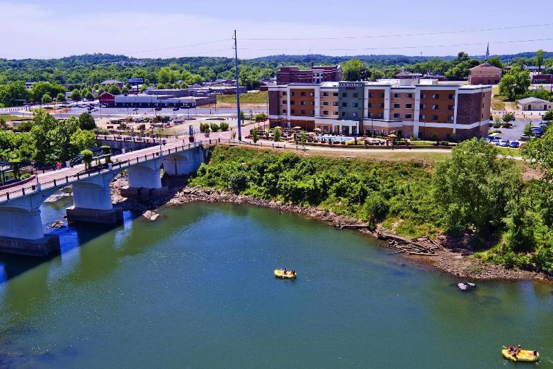 Отель Courtyard By Marriott Columbus Phenix City