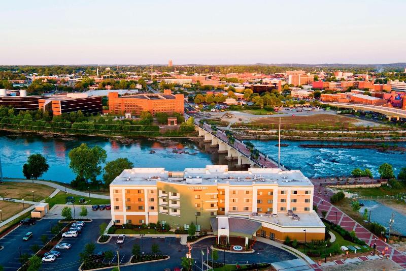 Отель Courtyard By Marriott Columbus Phenix City