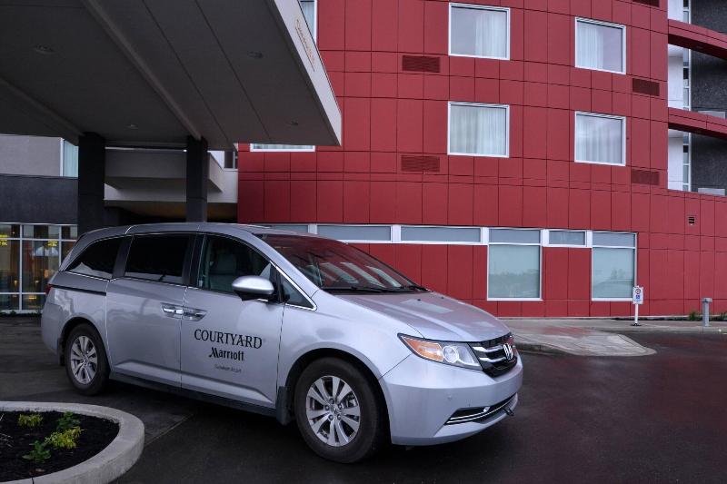 ホテル Courtyard By Marriott Saskatoon Airport