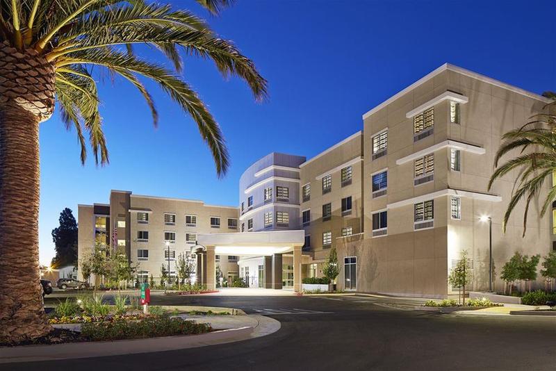 فندق Courtyard by Marriott Sunnyvale Silicon Valley