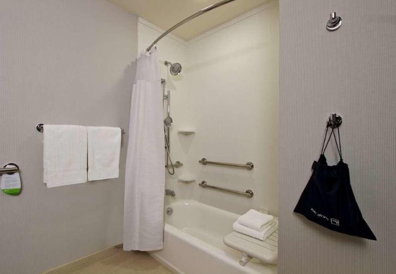 酒店 Courtyard By Marriott Victoria