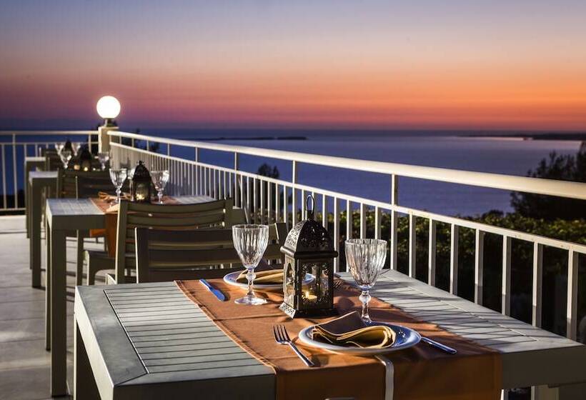 호텔 Dionysos Village Resort