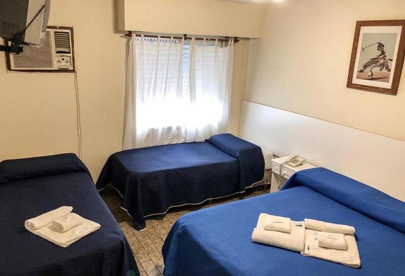 ホテル Estación Callao