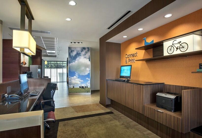 فندق Fairfield Inn & Suites By Marriott New Castle