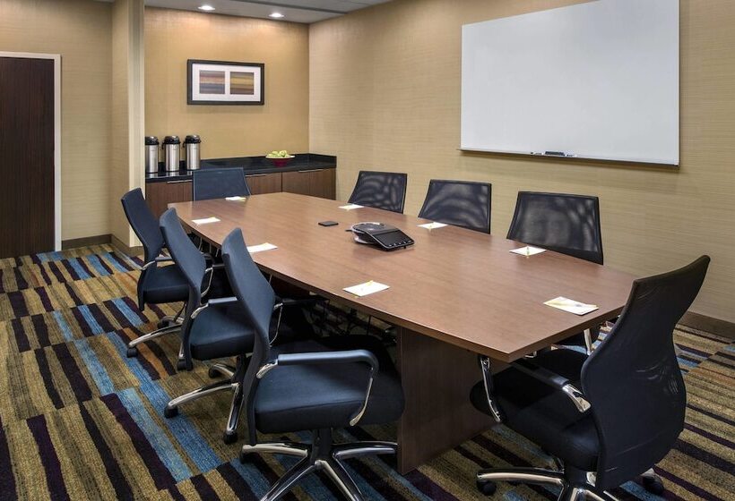 فندق Fairfield Inn & Suites By Marriott New Castle