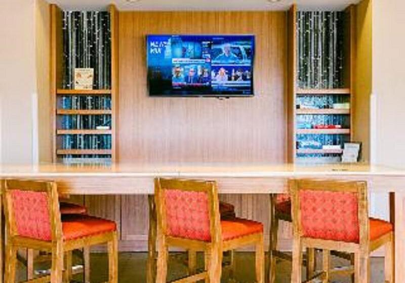 בית מלון כפרי Faro Blanco Resort & Yacht Club Marathon, Curio By Hilton