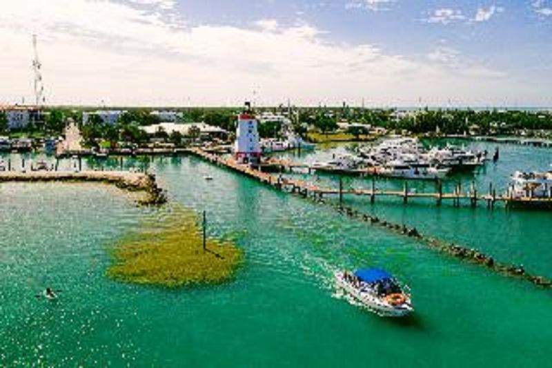 בית מלון כפרי Faro Blanco Resort & Yacht Club Marathon, Curio By Hilton