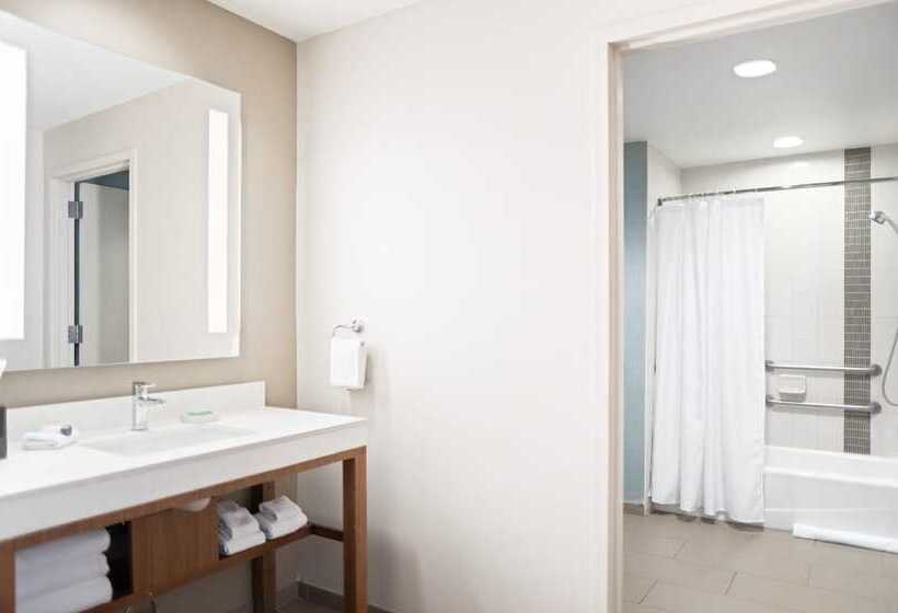 בית מלון כפרי Faro Blanco Resort & Yacht Club Marathon, Curio By Hilton