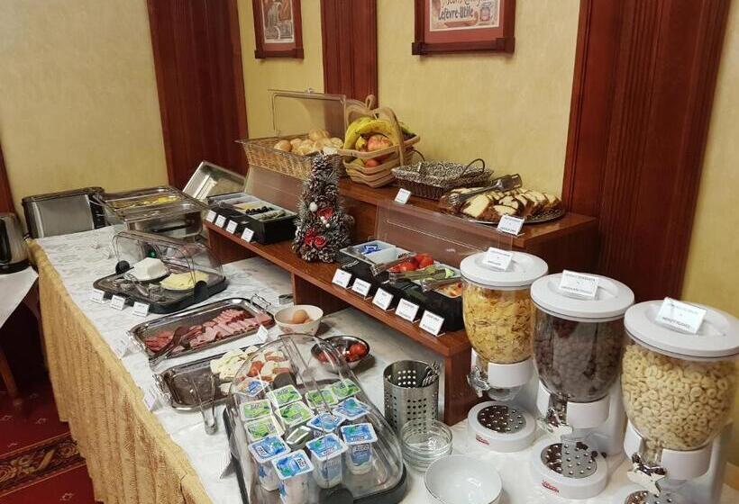 בית מלון כפרי Golden House