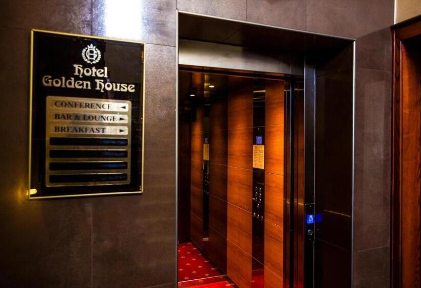 בית מלון כפרי Golden House