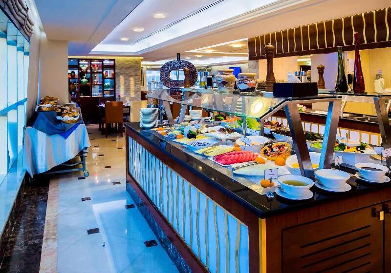 Отель Grand Mercure Majlis Residences