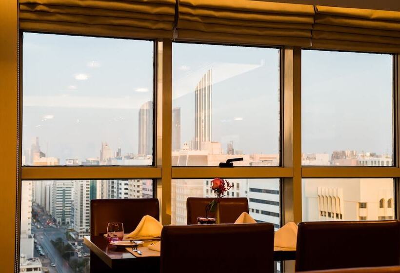 Отель Grand Mercure Majlis Residences