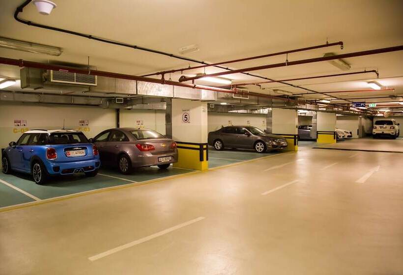 Отель Grand Mercure Majlis Residences