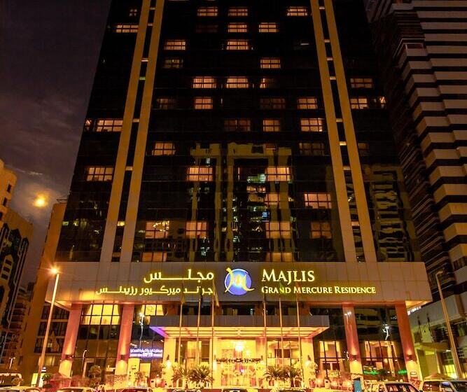 Отель Grand Mercure Majlis Residences