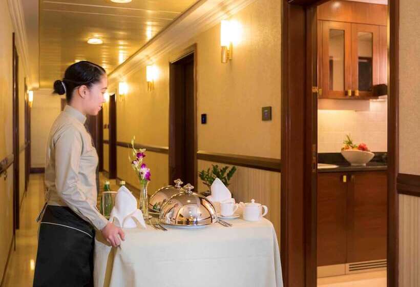 Отель Grand Mercure Majlis Residences