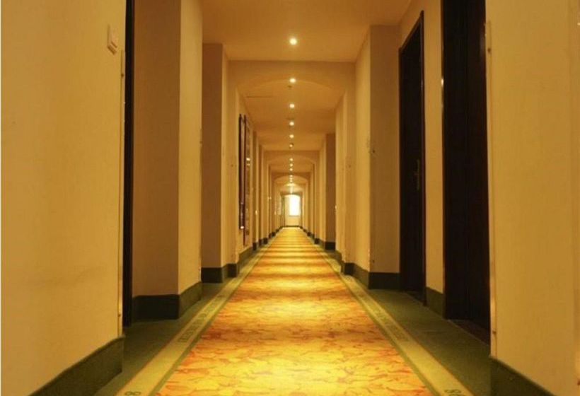 Отель Greentree Inn Changzhou Qingshan Bridge Business