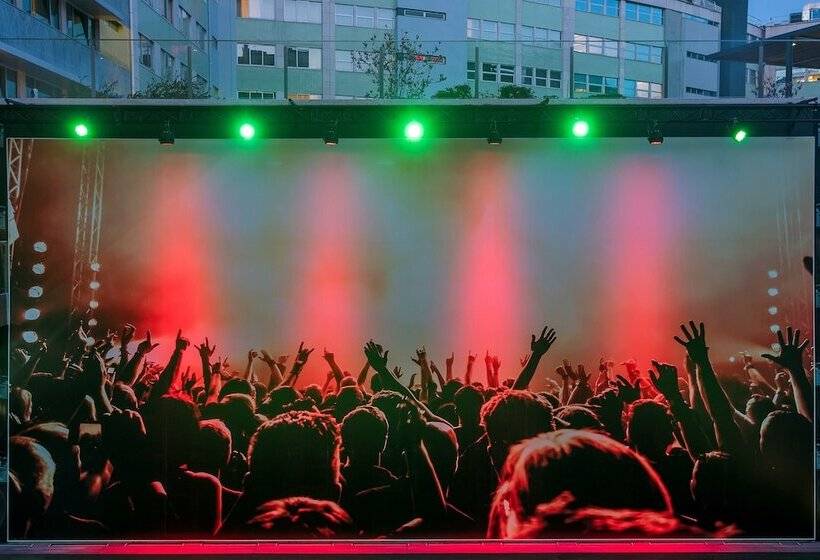 هتل Hf Fenix Music