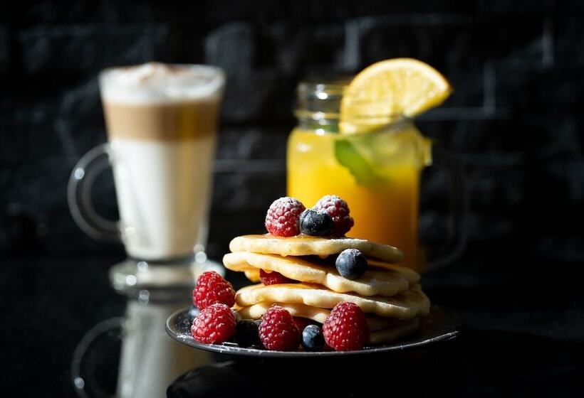 هتل Hf Fenix Music