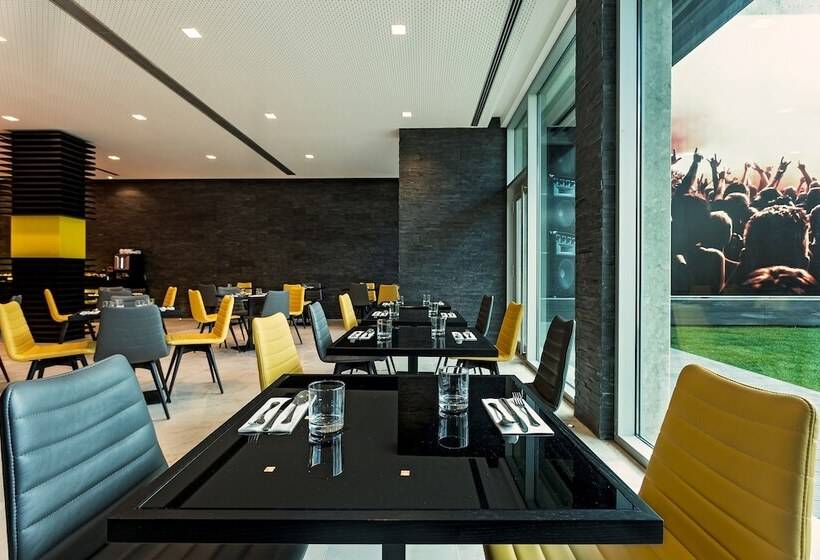 هتل Hf Fenix Music