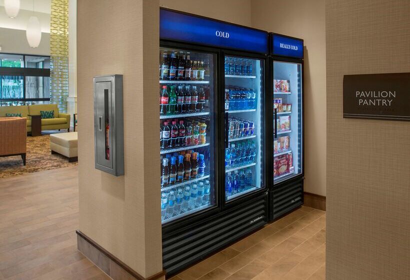 Отель Hilton Garden Inn Akron