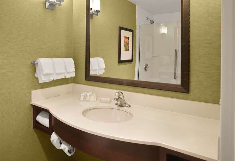 호텔 Hilton Garden Inn Akron