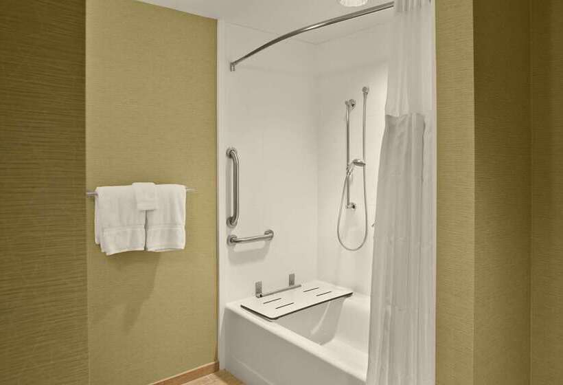 Отель Hilton Garden Inn Akron