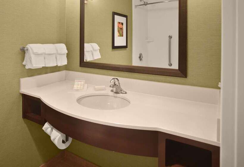 Отель Hilton Garden Inn Akron
