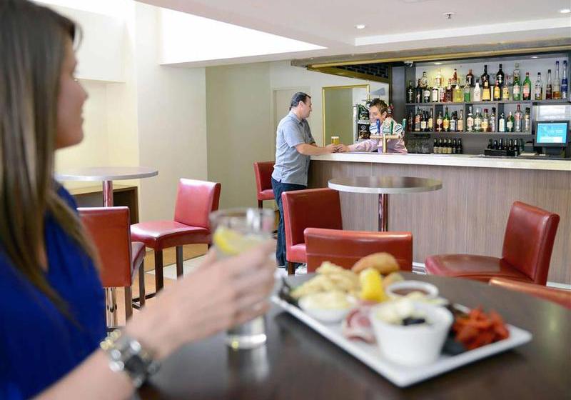 호텔 Ibis Styles Adelaide Grosvenor