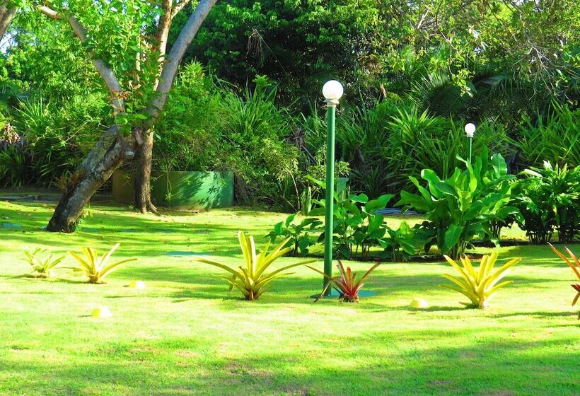 בית מלון כפרי Ilheus North