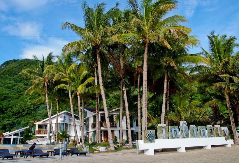 هتل Infinity Resort